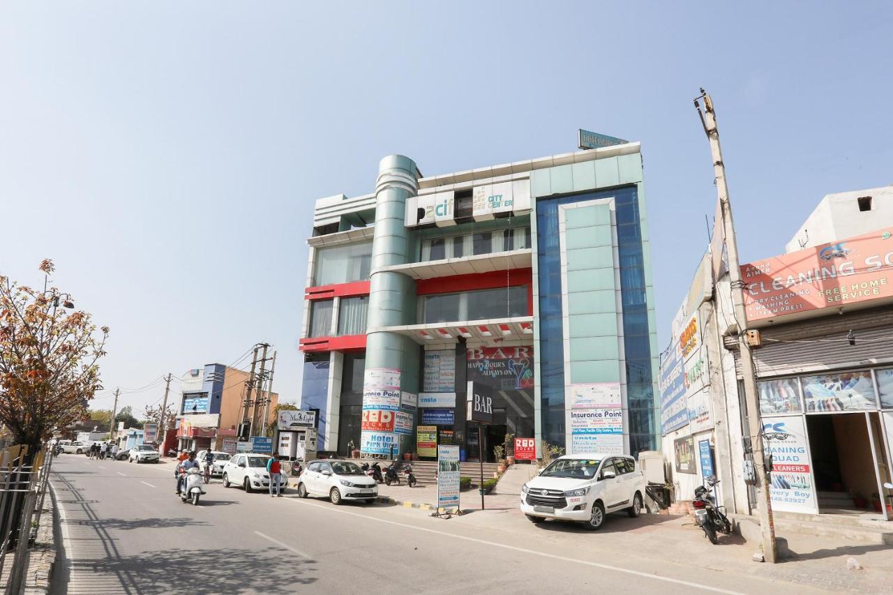 Oyo 35511 Hotel Park View Rohtak Exterior photo